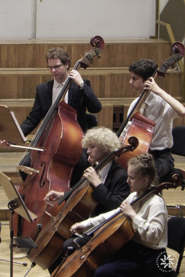 Występ w Filharmonii, Jaromir z kolegami szkoły muzycznej, 2012