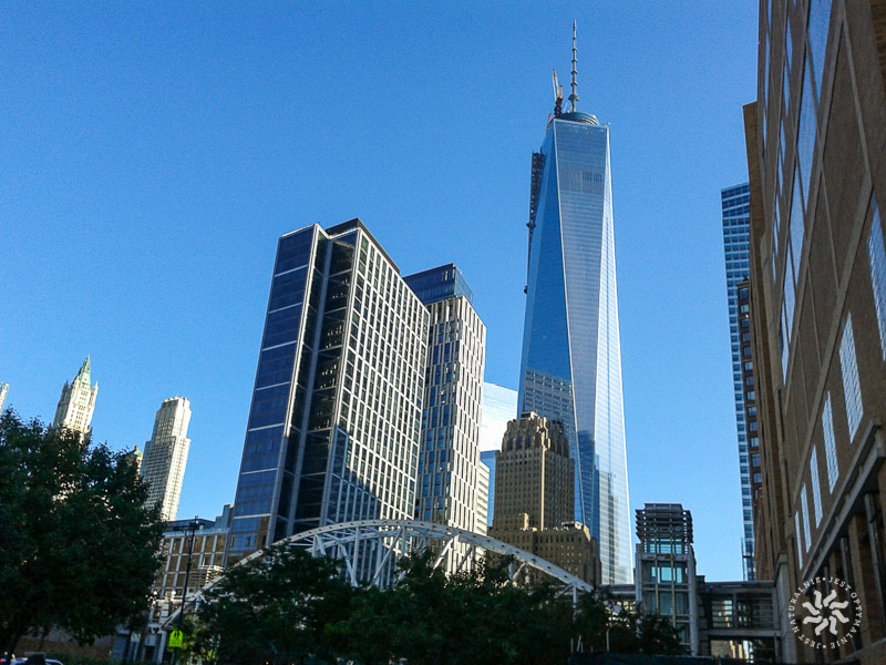  NY, 2013. Częściowo odbudowana strefa Ground Zero. Nowa wieża pamiątkowa nadal nie była oddana do użytku.